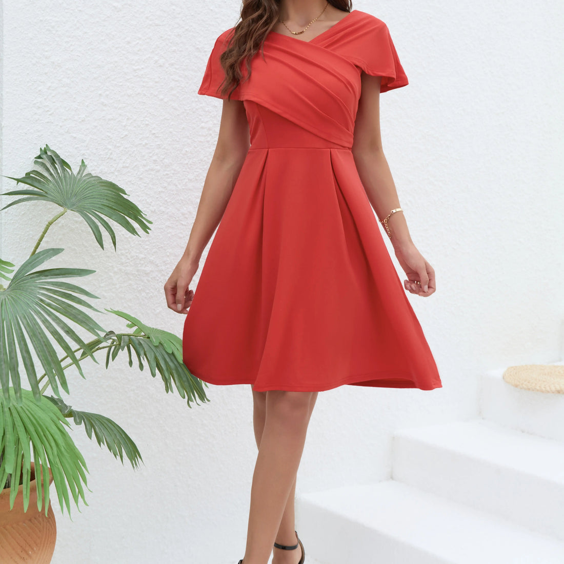 Women's Solid Color Pleated V-neck Slim Fit Waist Cinched A-line Dress Lady T Fashions