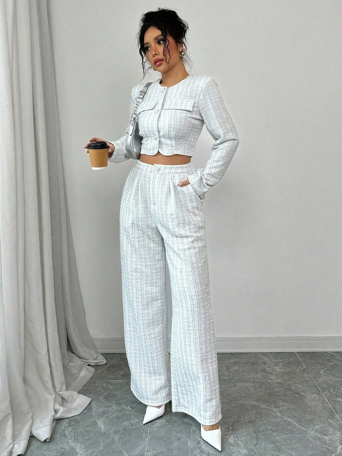 Spring And Autumn Long-sleeve Short-pants Suit, Tweed Short Jacket With Pearl Buttons, Elegant Round Neck Pearl Button Textured Jacket And Long Pants, Suitable For Commuting, Leisure, Dating, And Vaca Lady T Fashions