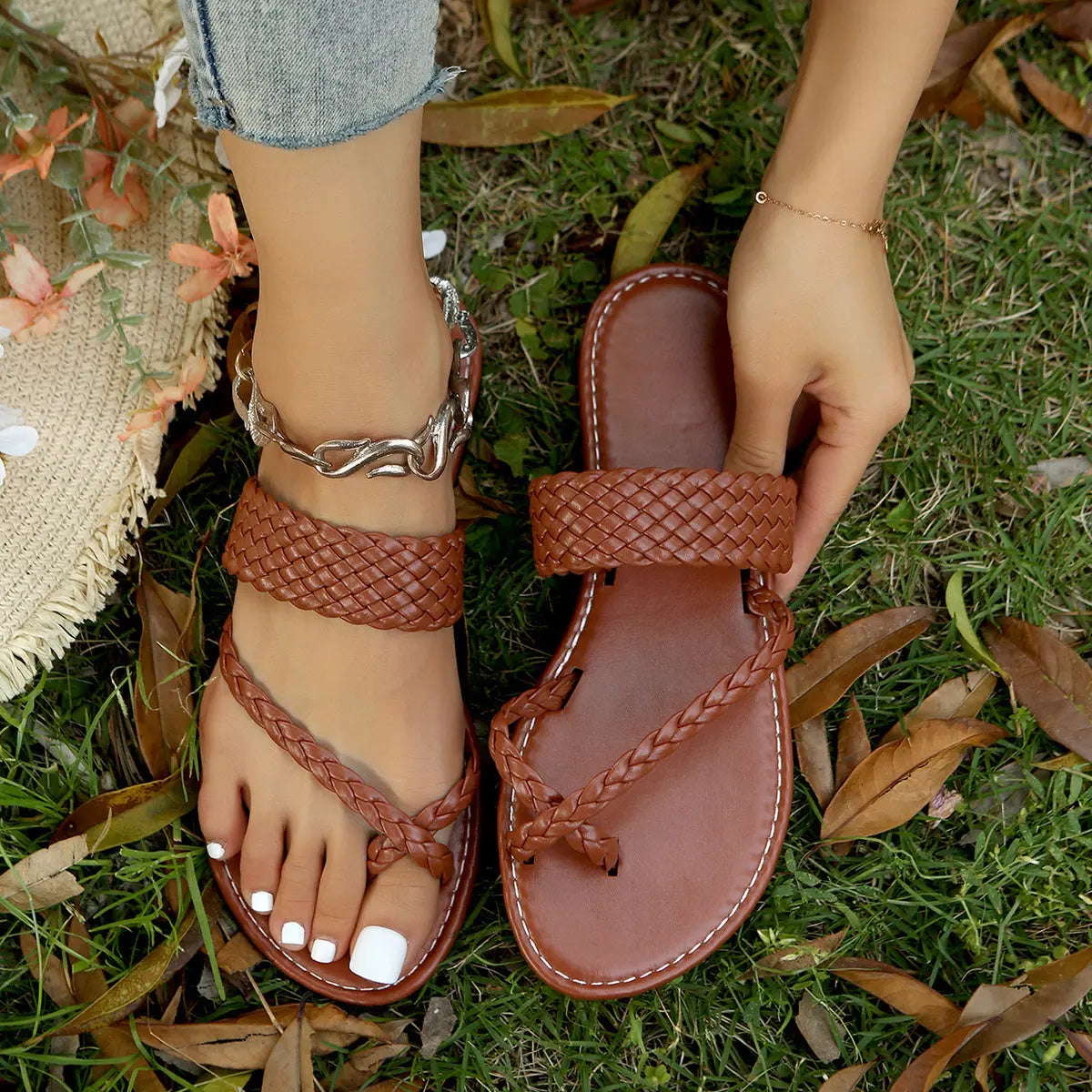 Women's Flat Slide Sandals, Toe Loop Braided Band Slip On Shoes, Casual Beach Slides Lady T Fashions