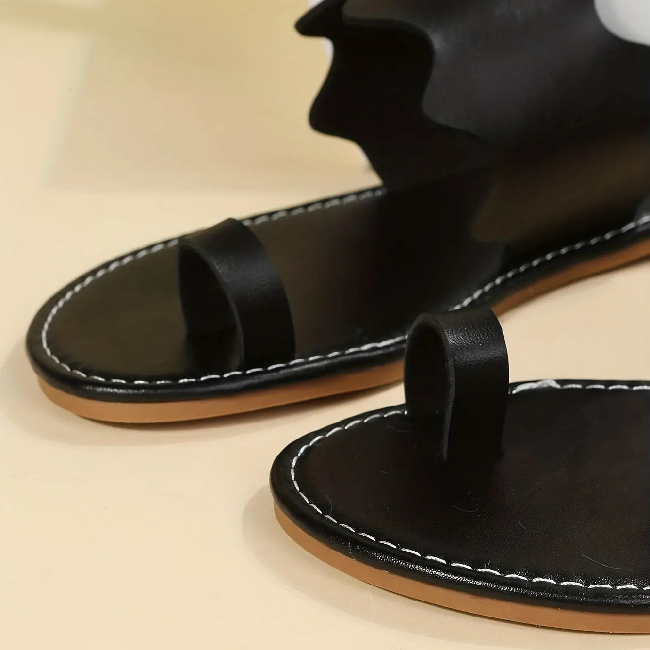 Women's Flat Slide Sandals, Black Open Toe Non Slip Toe Loop Shoes, Casual Outdoor Beach Slides Lady T Fashions