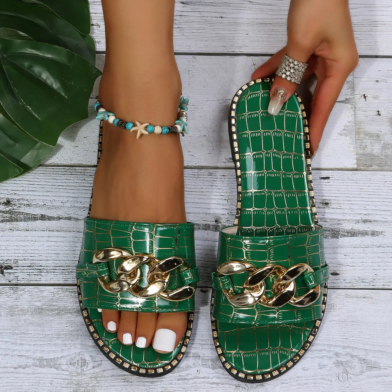 Women's Metal Chain Decor Flat Slippers, Fashion Open Toe Non Slip Slides Shoes, Casual Outdoor Slippers Lady T Fashions