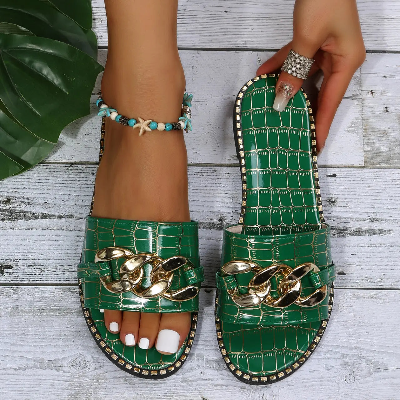 Women's Metal Chain Decor Flat Slippers, Fashion Open Toe Non Slip Slides Shoes, Casual Outdoor Slippers Lady T Fashions