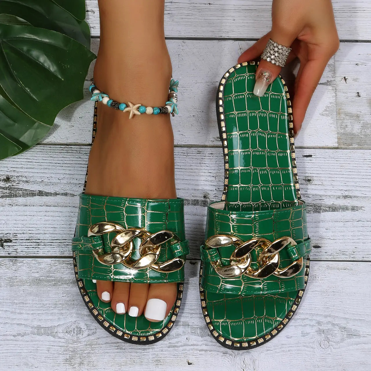 Women's Metal Chain Decor Flat Slippers, Fashion Open Toe Non Slip Slides Shoes, Casual Outdoor Slippers Lady T Fashions