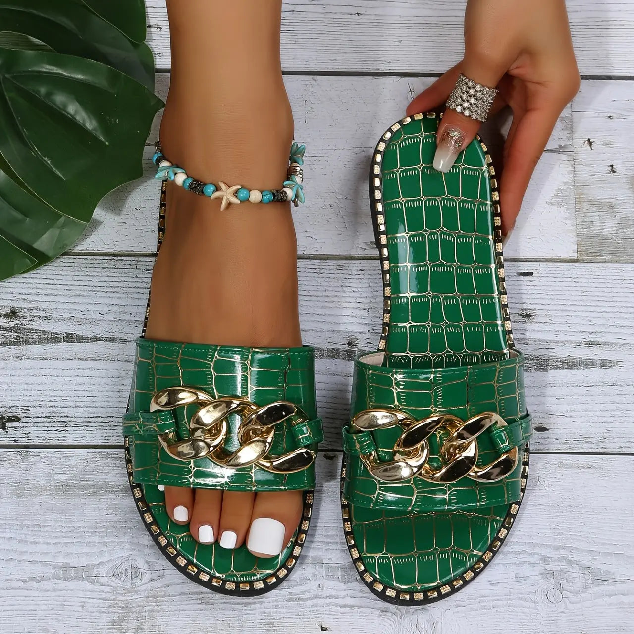 Women's Metal Chain Decor Flat Slippers, Fashion Open Toe Non Slip Slides Shoes, Casual Outdoor Slippers Lady T Fashions