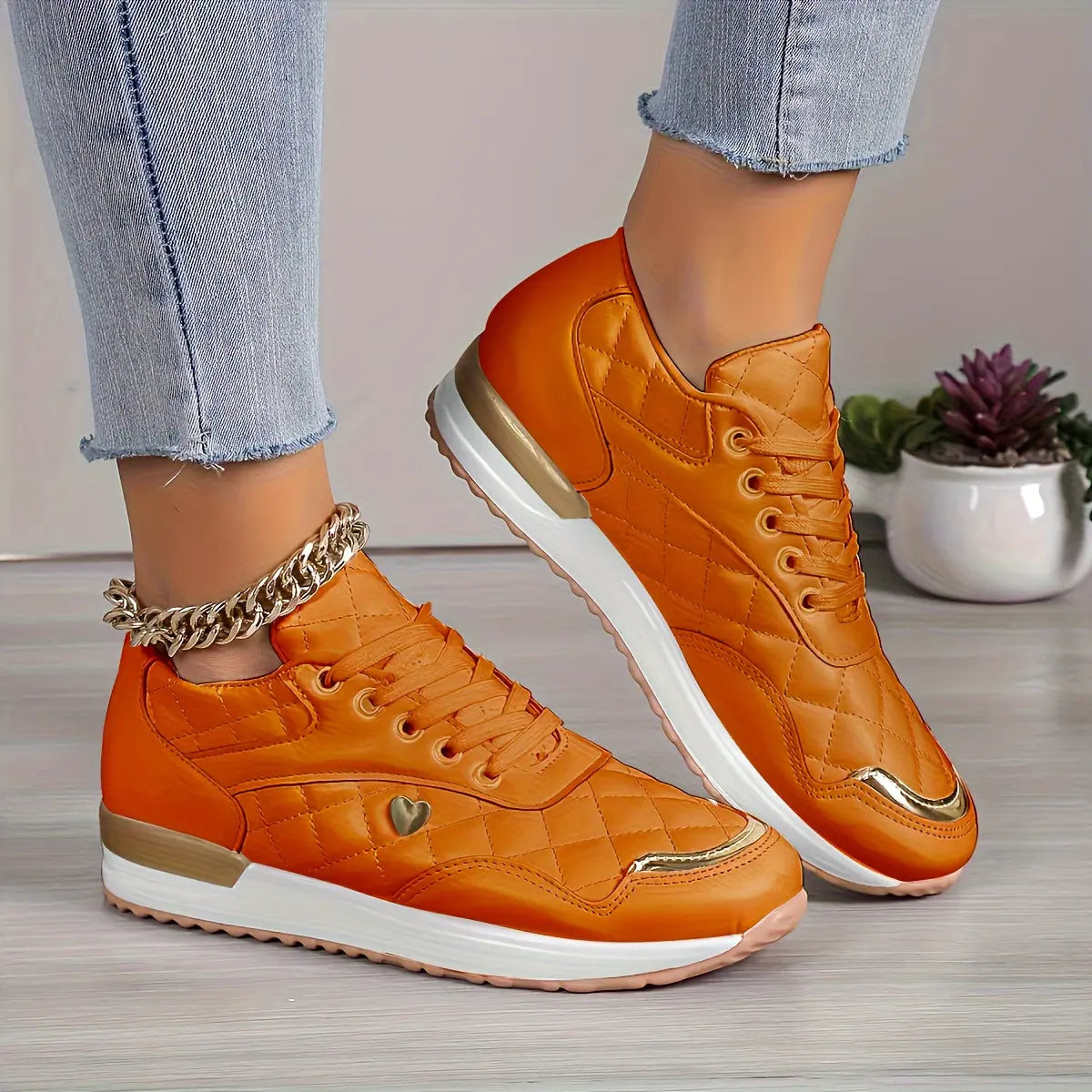 Women's Casual Sports Shoes, Fashion & Versatile Quilted Low Top Sneakers, Outdoor Non Slip Shoes Lady T Fashions