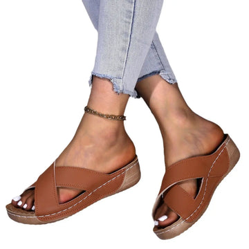 Plus Size Leather Heel Wrap Platform Type Hole Shoes Lightweight And Comfortable Lady T Fashions