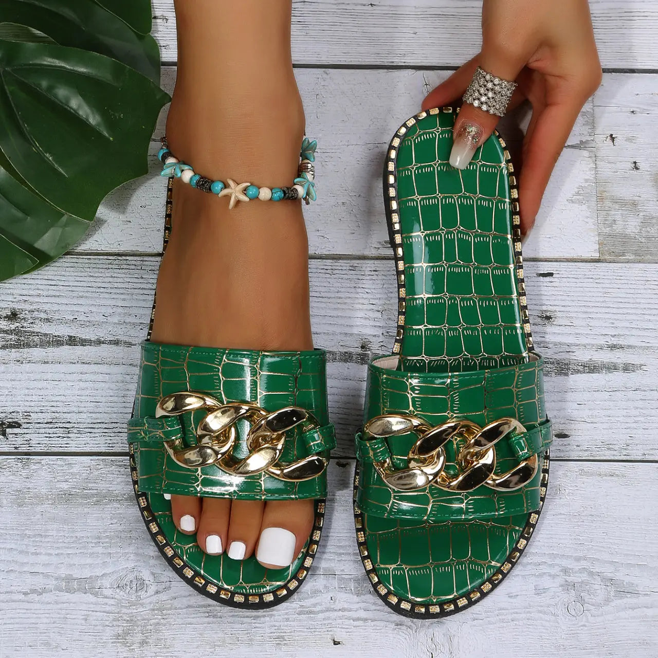Women's Metal Chain Decor Flat Slippers, Fashion Open Toe Non Slip Slides Shoes, Casual Outdoor Slippers Lady T Fashions