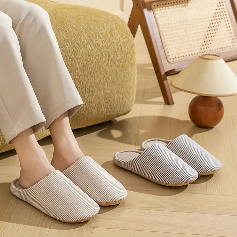 Unisex Home Slippers Soft Fur Slippers Warm Indoor Flat Slides Nonslip Couples Shoes Bedroom Light Slience Flats Autumn&Spring Lady T Fashions