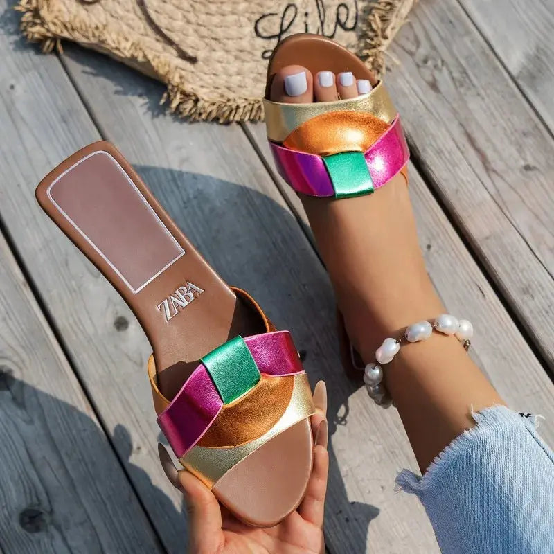 Luxury Summer Slippers Women Flat Outdoor Trend Beach Sandals Female Flip Flops Brand Design Slides Shoes Woman 2025 Big Size 43 Lady T Fashions