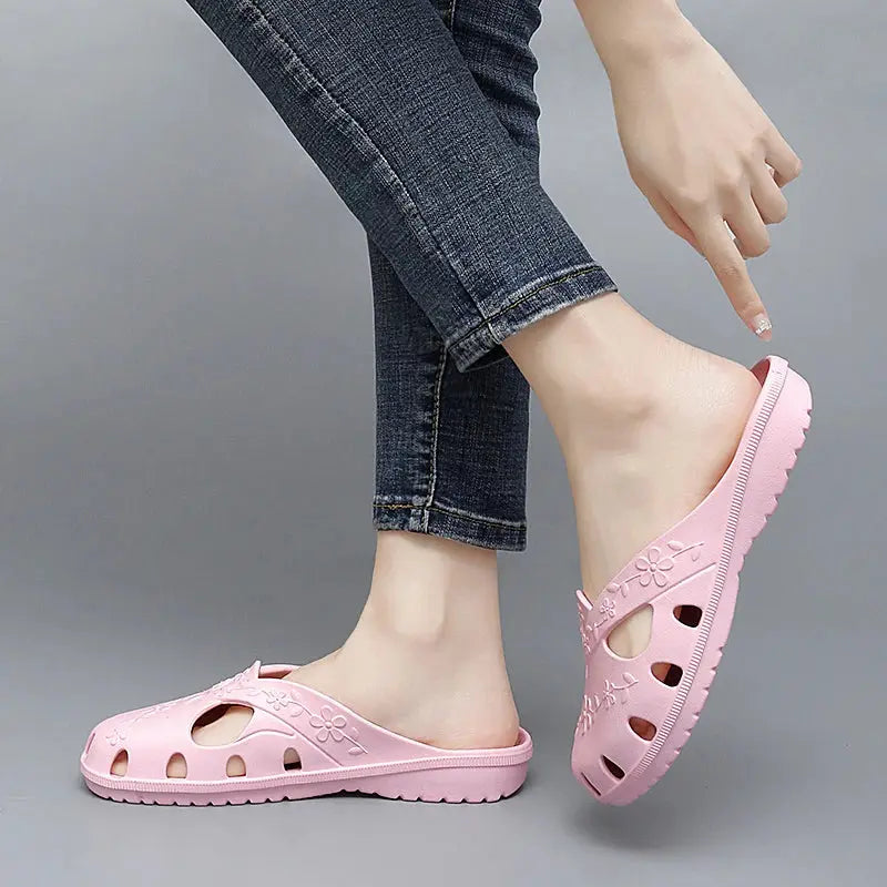 Summer Women's Slippers Fashion Breathable Outdoor Platform Baotou For Women Jelly Slippers Indoor House Beach Roma Hole Shoes Lady T Fashions