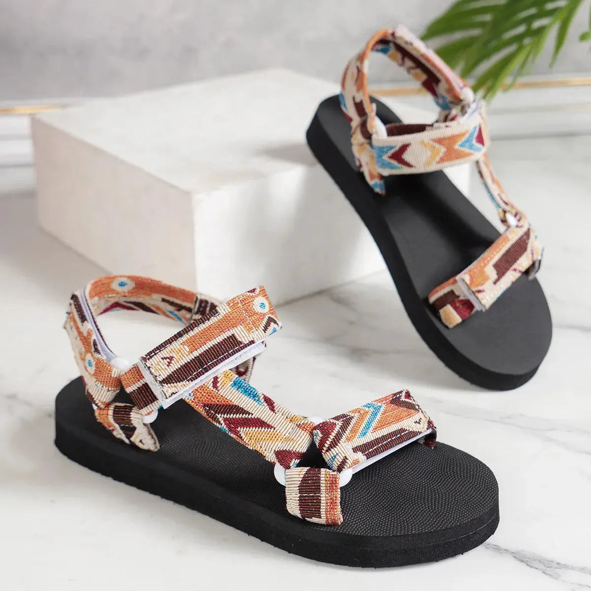 Women Shoes Thick soled Beach Sandals Outdoor fashion Slippers Large Size Casual comfortable Sandals 2024 Summer Flat Lady T Fashions