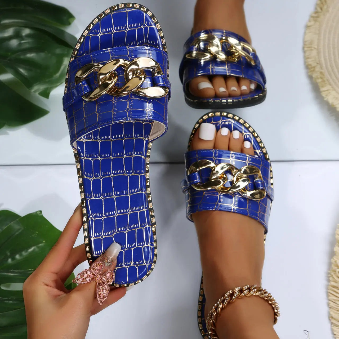 Women's Metal Chain Decor Flat Slippers, Fashion Open Toe Non Slip Slides Shoes, Casual Outdoor Slippers Lady T Fashions