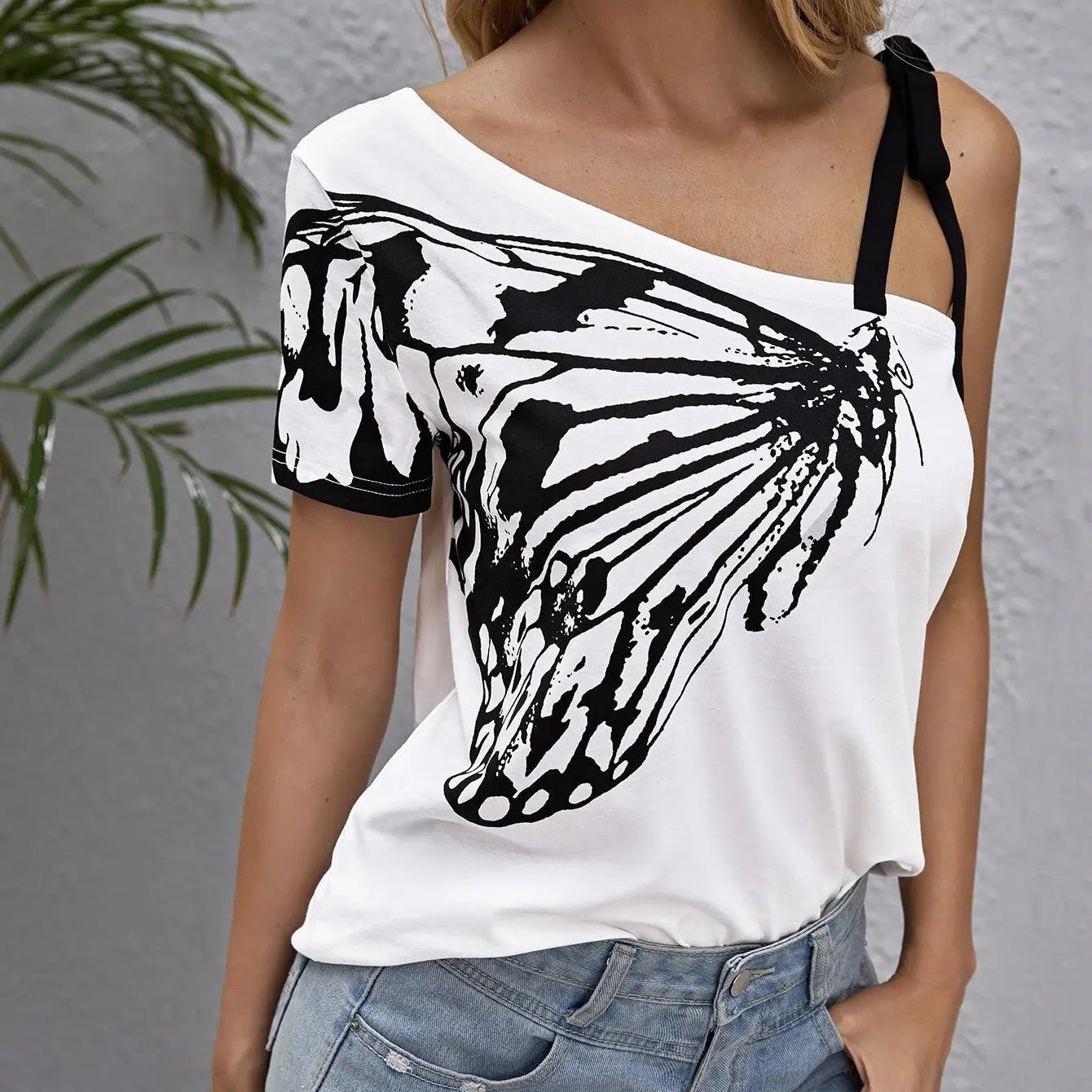 Ladies' Printed Fashion Oblique Shoulder Butterfly Printed Irregular Off Shoulder T-shirt Lady T Fashions