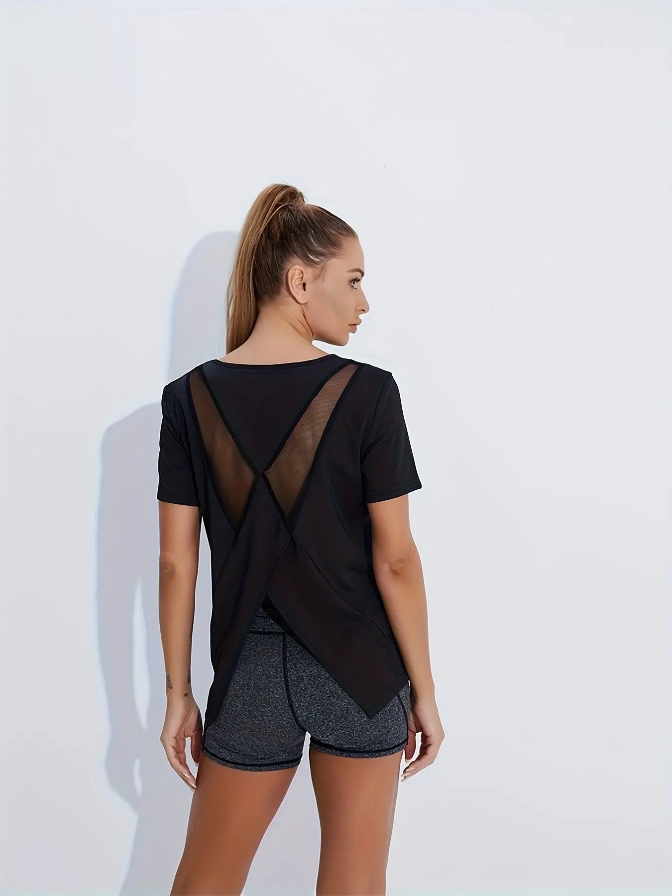 Women's Workout T-Shirt - Breathable Quick-Dry For Gym & Running Lady T Fashions
