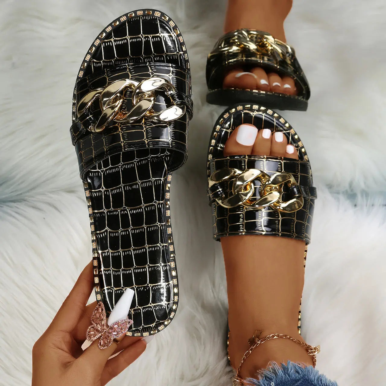 Women's Metal Chain Decor Flat Slippers, Fashion Open Toe Non Slip Slides Shoes, Casual Outdoor Slippers Lady T Fashions