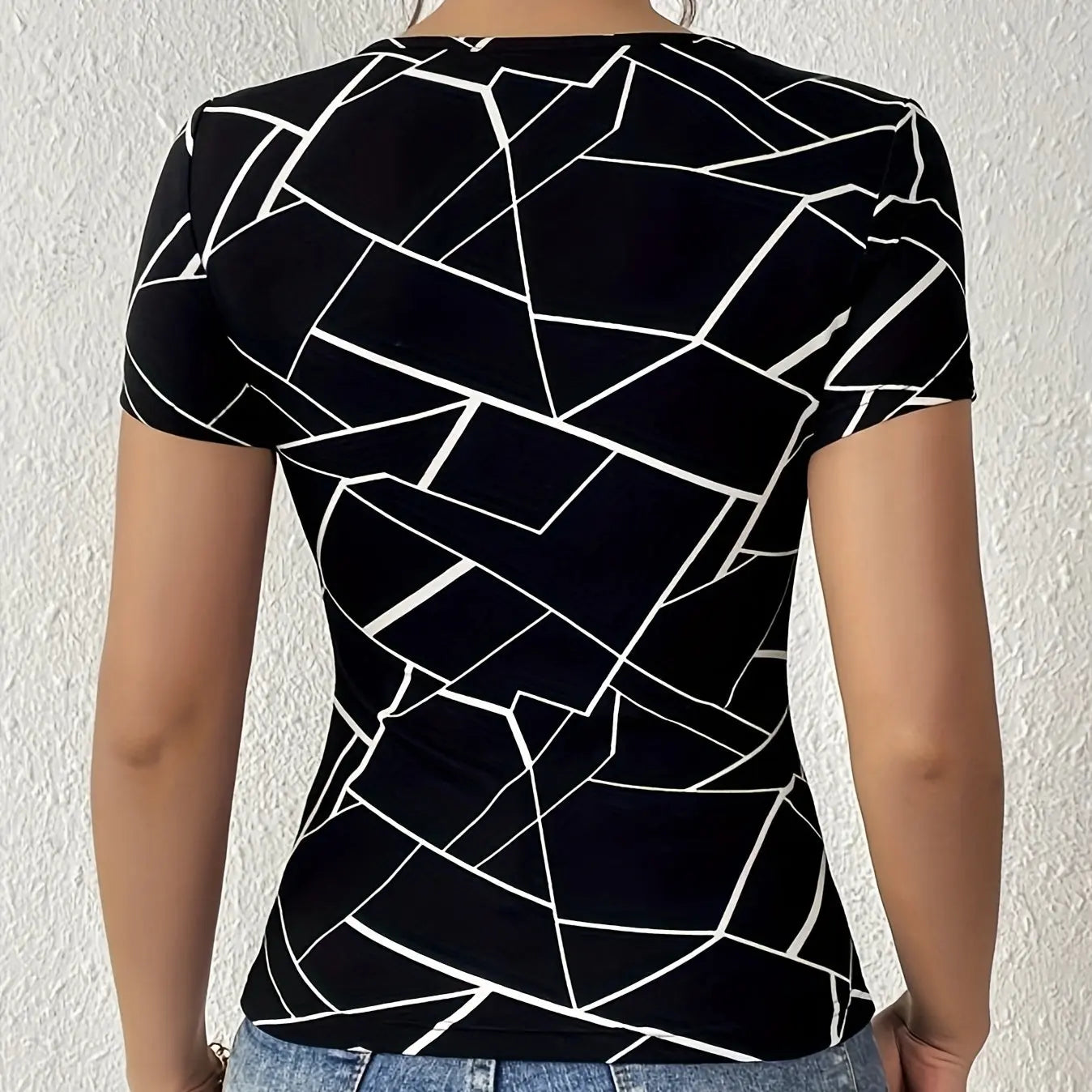 Ladies' Geometric Print Design Casual Style Hollowed Out Front Collar Round Neck Shoulder T-shirt Top Lady T Fashions