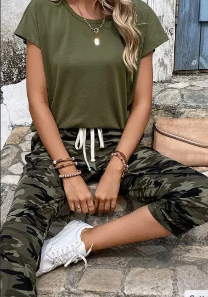 Summer Solid Color Round Neck Short Sleeve T-Shirt And Leopard Print Casual Pants Two Piece Set For Women Lady T Fashions