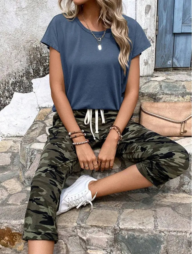 Summer Solid Color Round Neck Short Sleeve T-Shirt And Leopard Print Casual Pants Two Piece Set For Women Lady T Fashions